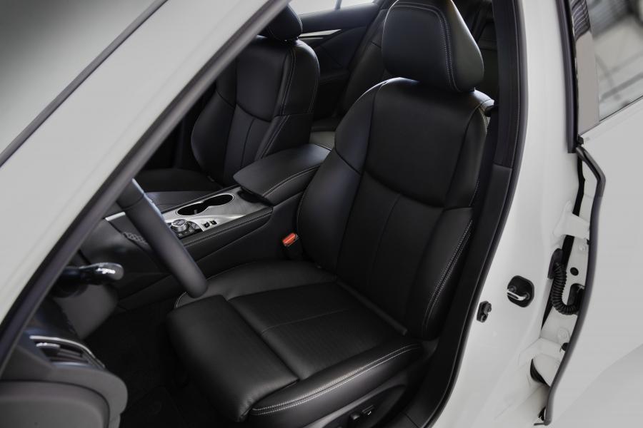 Интерьер Infiniti Q50 3.0t Edition 30 2019 года  (фото 8 из 8)